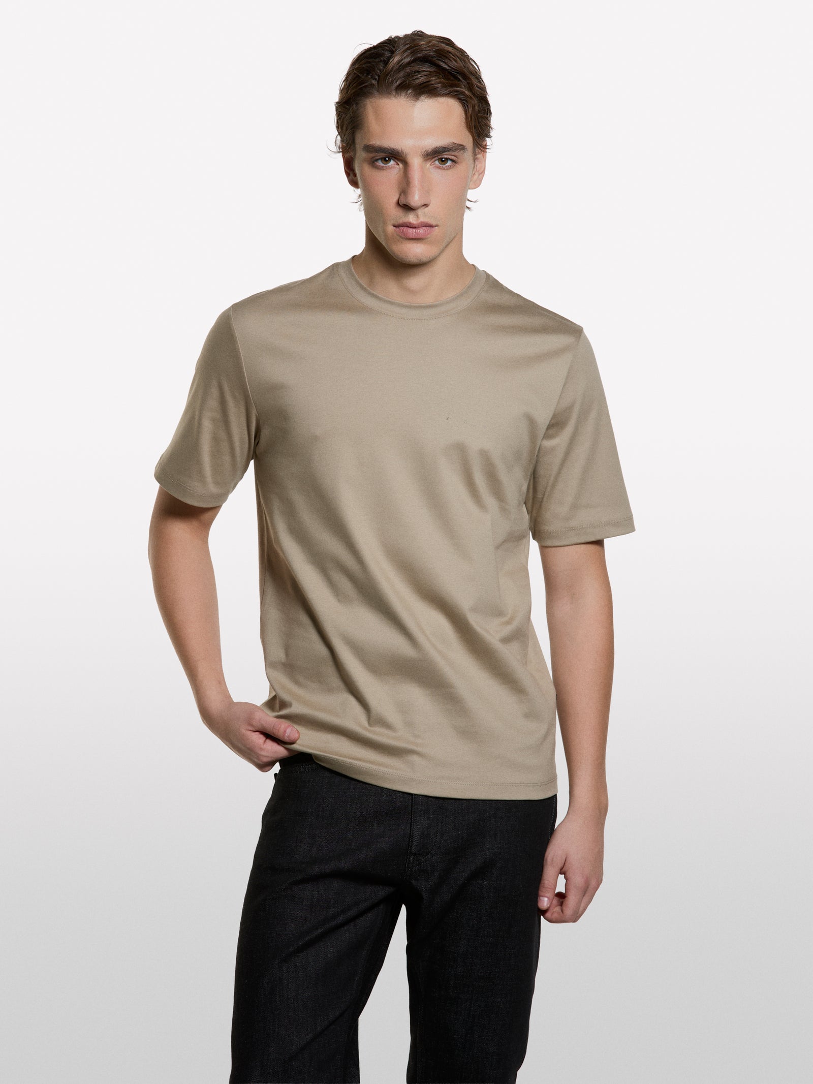 T-shirt with logo